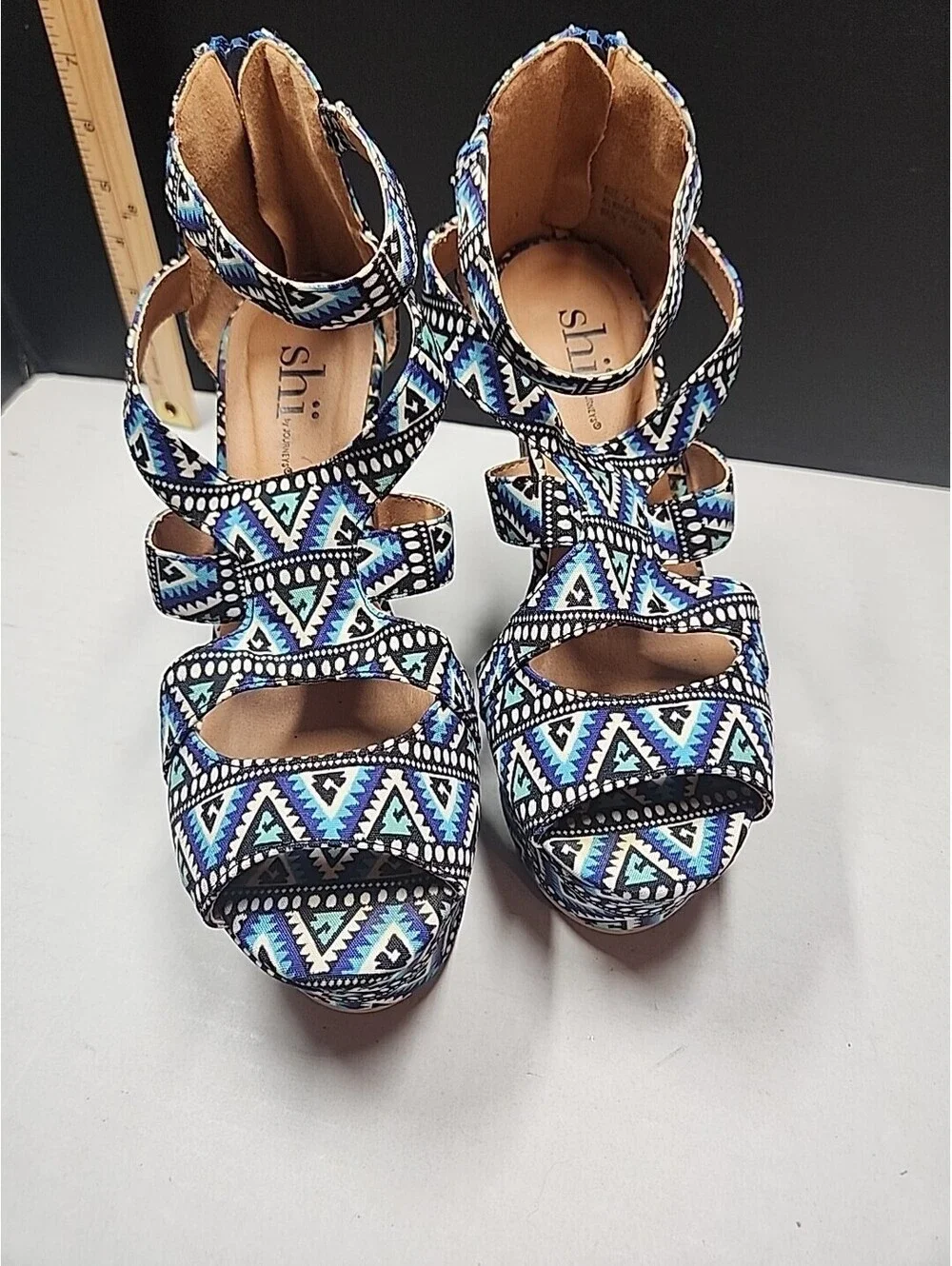 Women's Shi by Journey Wedge Heels Sandals Size 7.5